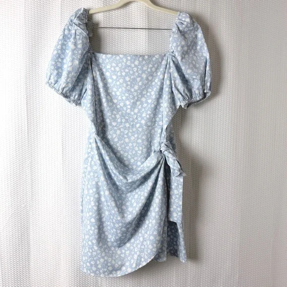The Frolic Mini Wrap Dress Woven Women's 12 Blue Floral Puff Sleeve Boho Chic - Picture 2 of 9